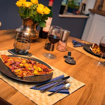 Mit Industriecharme/ Netflix + Wifi&zentrumsnah Apartment